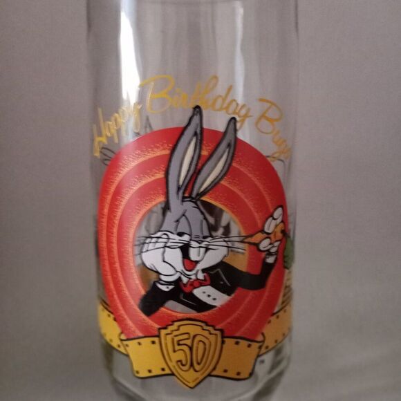 1990 Bugs Bunny Glass Happy Birthday 50th Anniversary Warner Bros Vintage 1990 - Picture 8 of 14